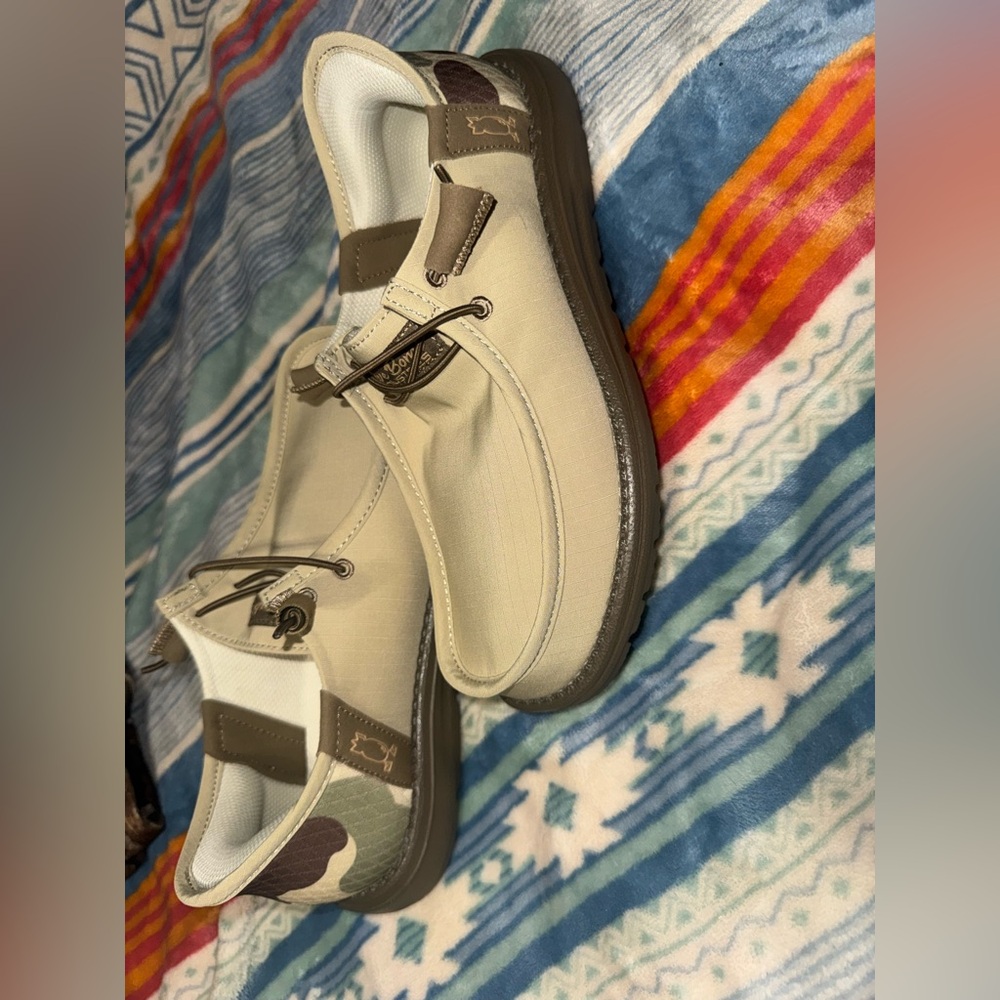 Men’s Divebomb Shoes NWOT